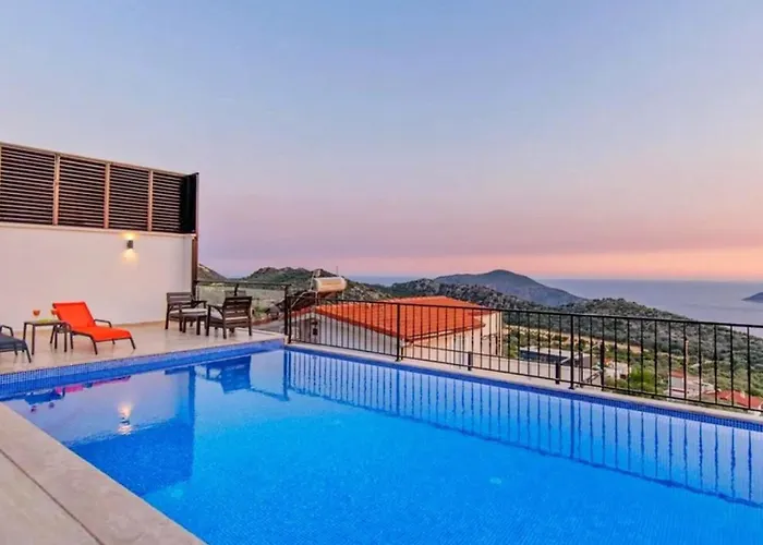 1 Bedroom Seaview Villa