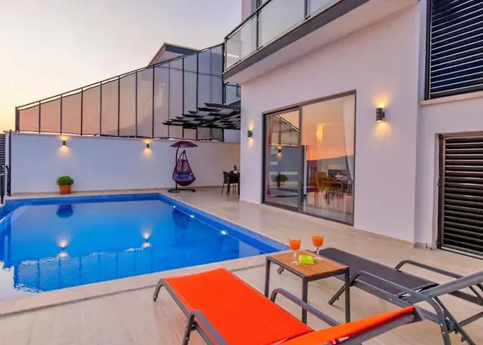 1 Bedroom Seaview Villa *